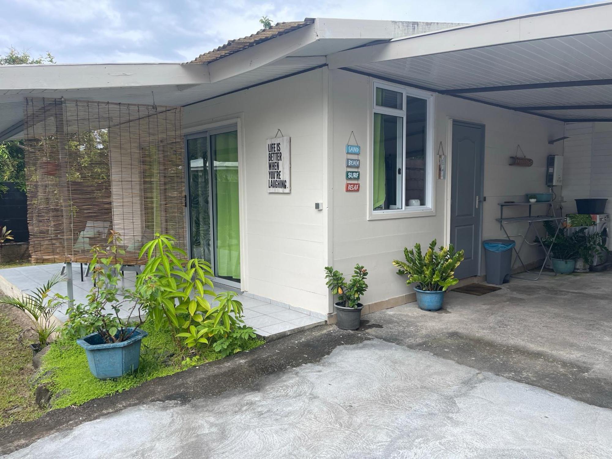 Tuatahi Beach Lodge Punaauia  Eksteriør bilde